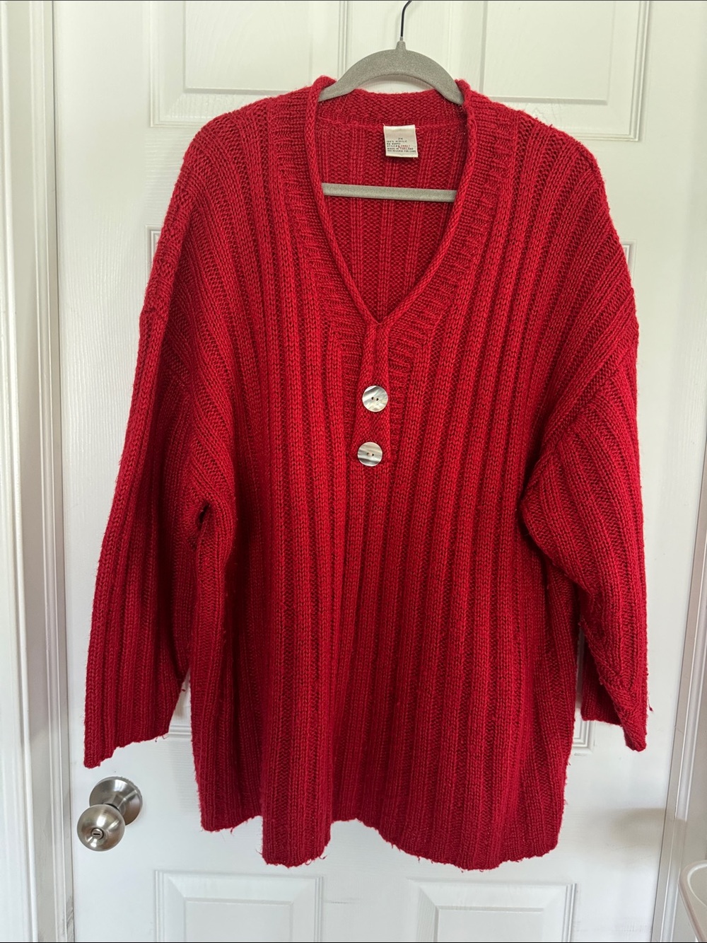 🏝️Red Ribbed V-Neck Button Sweater - Women